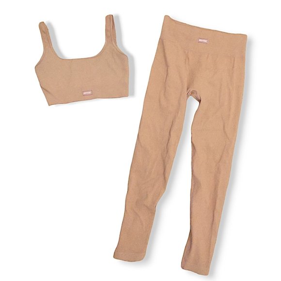 Boo + Tee caramel workout set of ribbed gym bra top and high waisted leggings L - Picture 2 of 3